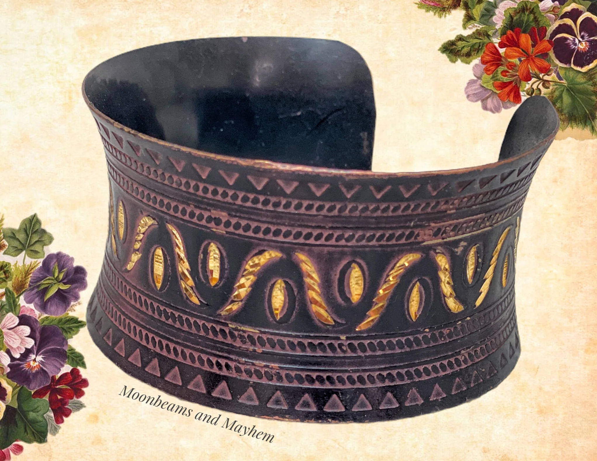 TRIBAL COCOA CUFF / BRACELET - Image 3